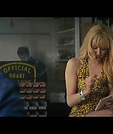 Angelyne_S01E01_Dream_Machine_1080p_ERW_003538.jpg