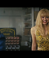 Angelyne_S01E01_Dream_Machine_1080p_ERW_003583.jpg