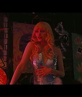 Angelyne_S01E01_Dream_Machine_1080p_ERW_003910.jpg