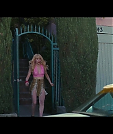Angelyne_S01E01_Dream_Machine_1080p_ERW_004622.jpg