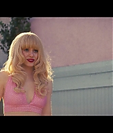 Angelyne_S01E01_Dream_Machine_1080p_ERW_004724.jpg
