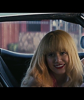Angelyne_S01E01_Dream_Machine_1080p_ERW_004850.jpg