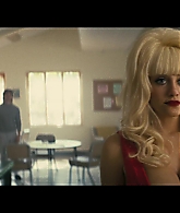 Angelyne_S01E01_Dream_Machine_1080p_ERW_006662.jpg