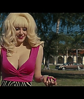 Angelyne_S01E01_Dream_Machine_1080p_ERW_006759.jpg