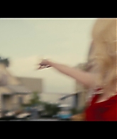 Angelyne_S01E02_Gods_and_Fairies_1080p_ERW_004346.jpg