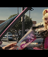 Angelyne_S01E02_Gods_and_Fairies_1080p_ERW_005283.jpg