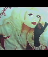 Angelyne_S01E03_Glow_in_the_Dark_Queen_of_the_Universe_1080p_ERW_000576.jpg