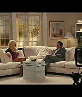 Angelyne_S01E03_Glow_in_the_Dark_Queen_of_the_Universe_1080p_ERW_001137.jpg