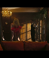 Angelyne_S01E03_Glow_in_the_Dark_Queen_of_the_Universe_1080p_ERW_001188.jpg