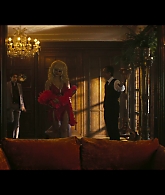 Angelyne_S01E03_Glow_in_the_Dark_Queen_of_the_Universe_1080p_ERW_001189.jpg