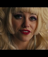 Angelyne_S01E03_Glow_in_the_Dark_Queen_of_the_Universe_1080p_ERW_001622.jpg