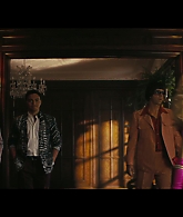 Angelyne_S01E03_Glow_in_the_Dark_Queen_of_the_Universe_1080p_ERW_001648.jpg
