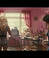 Angelyne_S01E03_Glow_in_the_Dark_Queen_of_the_Universe_1080p_ERW_002198.jpg