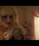 Angelyne_S01E03_Glow_in_the_Dark_Queen_of_the_Universe_1080p_ERW_003374.jpg