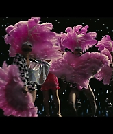 Angelyne_S01E03_Glow_in_the_Dark_Queen_of_the_Universe_1080p_ERW_004908.jpg