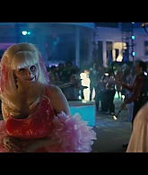 Angelyne_S01E03_Glow_in_the_Dark_Queen_of_the_Universe_1080p_ERW_005338.jpg