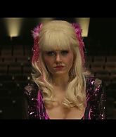 Angelyne_S01E04_The_Tease_1080p_ERW_005614.jpg