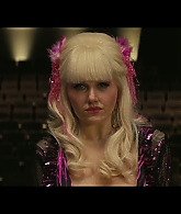 Angelyne_S01E04_The_Tease_1080p_ERW_005628.jpg