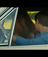 Angelyne_S01E05_Pink_Clouds_1080p_ERW_000723.jpg