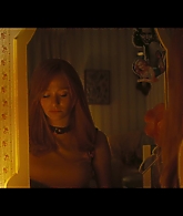 Angelyne_S01E05_Pink_Clouds_1080p_ERW_002516.jpg