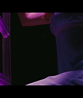 Angelyne_S01E05_Pink_Clouds_1080p_ERW_004167.jpg