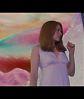 Angelyne_S01E05_Pink_Clouds_1080p_ERW_004333.jpg