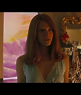 Angelyne_S01E05_Pink_Clouds_1080p_ERW_004384.jpg