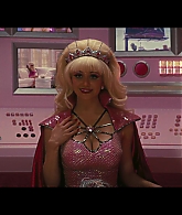 Angelyne_S01E05_Pink_Clouds_1080p_ERW_004493.jpg