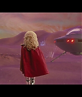 Angelyne_S01E05_Pink_Clouds_1080p_ERW_004679.jpg