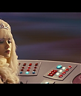 Angelyne_S01E05_Pink_Clouds_1080p_ERW_004799.jpg