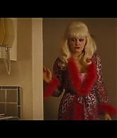 Angelyne_S01E05_Pink_Clouds_1080p_ERW_005009.jpg