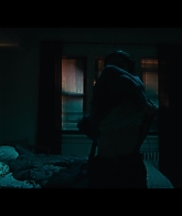 Furious_S01E02_My_Life_Had_Stood_A_Loaded_Gun_1080p_ERW_002278.jpg