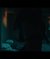 Furious_S01E02_My_Life_Had_Stood_A_Loaded_Gun_1080p_ERW_002280.jpg