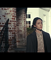 Furious_S01E02_My_Life_Had_Stood_A_Loaded_Gun_1080p_ERW_003836.jpg