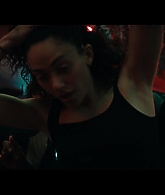 Furious_S01E02_My_Life_Had_Stood_A_Loaded_Gun_1080p_ERW_005120.jpg