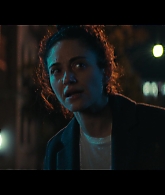 Furious_S01E05_Pick_a_Sticker_1080p_ERW_000579.jpg