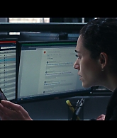 Furious_S01E05_Pick_a_Sticker_1080p_ERW_001959.jpg