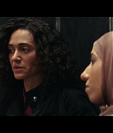Furious_S01E05_Pick_a_Sticker_1080p_ERW_006561.jpg