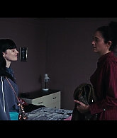 Furious_S01E06_They_Make_a_Noise_Like_Feathers_1080p_ERW_004733.jpg