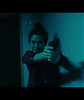 Furious_S01E06_They_Make_a_Noise_Like_Feathers_1080p_ERW_004888.jpg