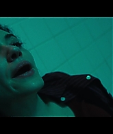 Furious_S01E06_They_Make_a_Noise_Like_Feathers_1080p_ERW_006223.jpg
