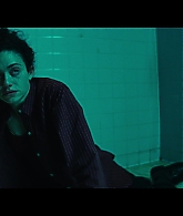 Furious_S01E06_They_Make_a_Noise_Like_Feathers_1080p_ERW_006588.jpg