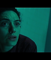 Furious_S01E06_They_Make_a_Noise_Like_Feathers_1080p_ERW_006657.jpg