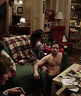 Shameless_US_S01E01_1080p_ERW_001983.jpg