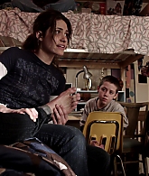 Shameless_US_S01E01_1080p_ERW_003874.jpg