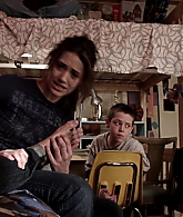 Shameless_US_S01E01_1080p_ERW_003881.jpg
