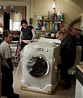 Shameless_US_S01E01_1080p_ERW_004166.jpg
