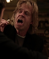 Shameless_US_S01E01_1080p_ERW_006963.jpg