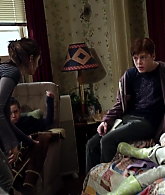Shameless_US_S01E02_1080p_ERW_002236.jpg