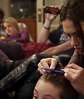 Shameless_US_S01E02_1080p_ERW_007096.jpg